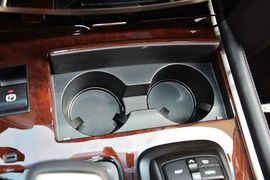 2016款雷克萨斯LX570