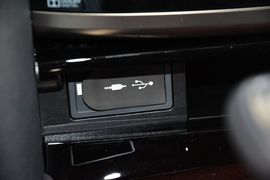 2016款雷克萨斯LX570