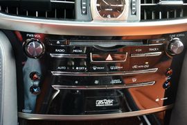 2016款雷克萨斯LX570