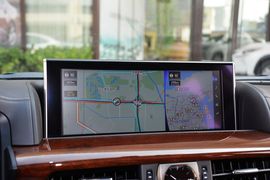 2016款雷克萨斯LX570