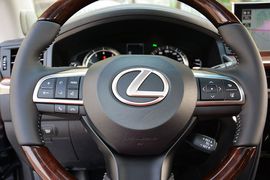 2016款雷克萨斯LX570