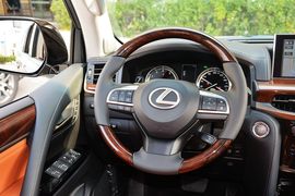 2016款雷克萨斯LX570
