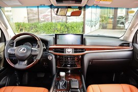 2016款雷克萨斯LX570