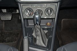 2015款大众朗逸230TSI