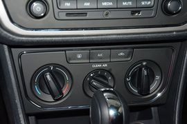 2015款大众朗逸230TSI