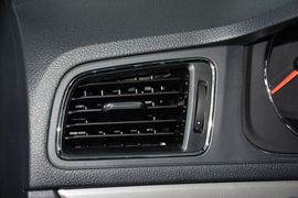 2015款大众朗逸230TSI