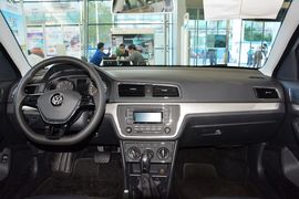 2015款大众朗逸230TSI