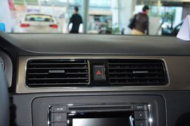 2015款大众桑塔纳-尚纳1.6L手动舒适版