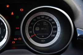 2016款奔腾X80