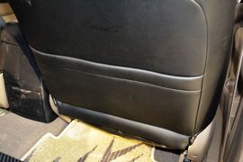 2015款丰田奔跑者2.7L标准版