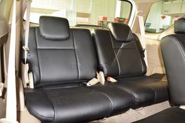 2015款丰田奔跑者2.7L标准版