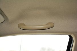 2015款丰田奔跑者2.7L标准版