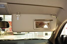 2015款丰田奔跑者2.7L标准版