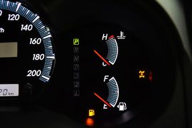 2015款丰田奔跑者2.7L标准版