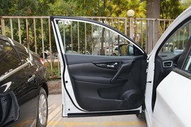 2016款日产逍客2.0L