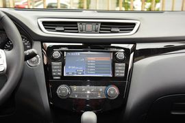 2016款日产逍客2.0L