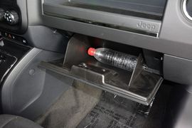 2015款Jeep自由客2.0L运动版