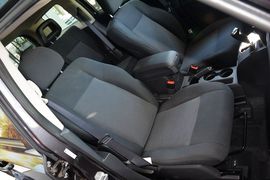 2015款Jeep自由客2.0L运动版