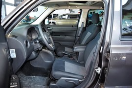 2015款Jeep自由客2.0L运动版