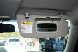 2015款Jeep自由客2.0L运动版