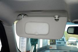 2015款Jeep自由客2.0L运动版