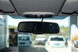 2015款Jeep自由客2.0L运动版