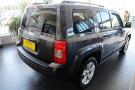 2015款Jeep自由客2.0L运动版