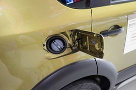 2013款日产骊威劲锐版1.6XL手动舒适型