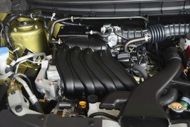 2013款日产骊威劲锐版1.6XL手动舒适型