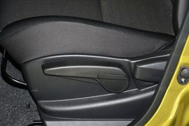 2013款日产骊威劲锐版1.6XL手动舒适型