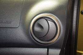 2013款日产骊威劲锐版1.6XL手动舒适型