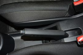 2013款日产骊威劲锐版1.6XL手动舒适型