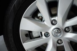 2013款日产骊威劲锐版1.6XL手动舒适型