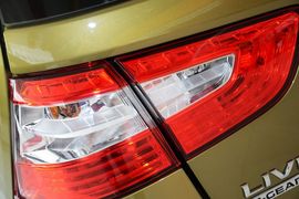 2013款日产骊威劲锐版1.6XL手动舒适型