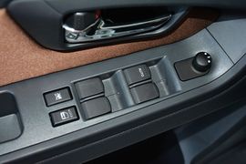 2015款铃木天语SX4