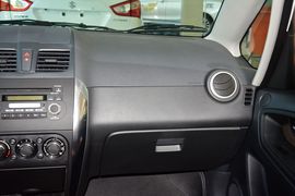 2015款铃木天语SX4