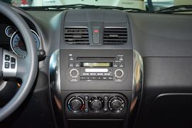 2015款铃木天语SX4