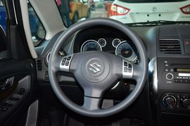 2015款铃木天语SX4