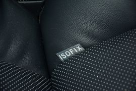 2016款丰田皇冠2.0T精英版