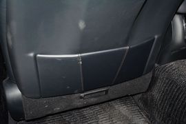 2016款丰田皇冠2.0T精英版