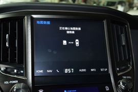 2016款丰田皇冠2.0T精英版