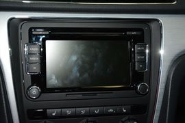 2015款大众帕萨特1.8TSI