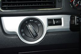 2015款大众帕萨特1.8TSI