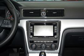 2015款大众帕萨特1.8TSI