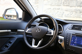 2015款北汽绅宝X65自动豪华型实拍