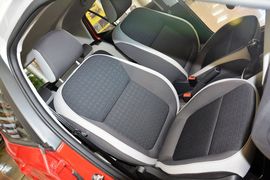 2015款斯柯达晶锐1.6L自动创行版