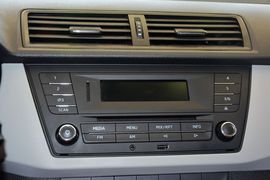 2015款斯柯达晶锐1.6L自动创行版