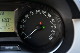 2015款斯柯达晶锐1.6L自动创行版