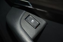 2016款斯柯达明锐1.6L自动创行版