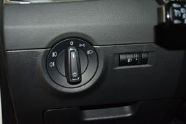 2016款斯柯达明锐1.6L自动创行版